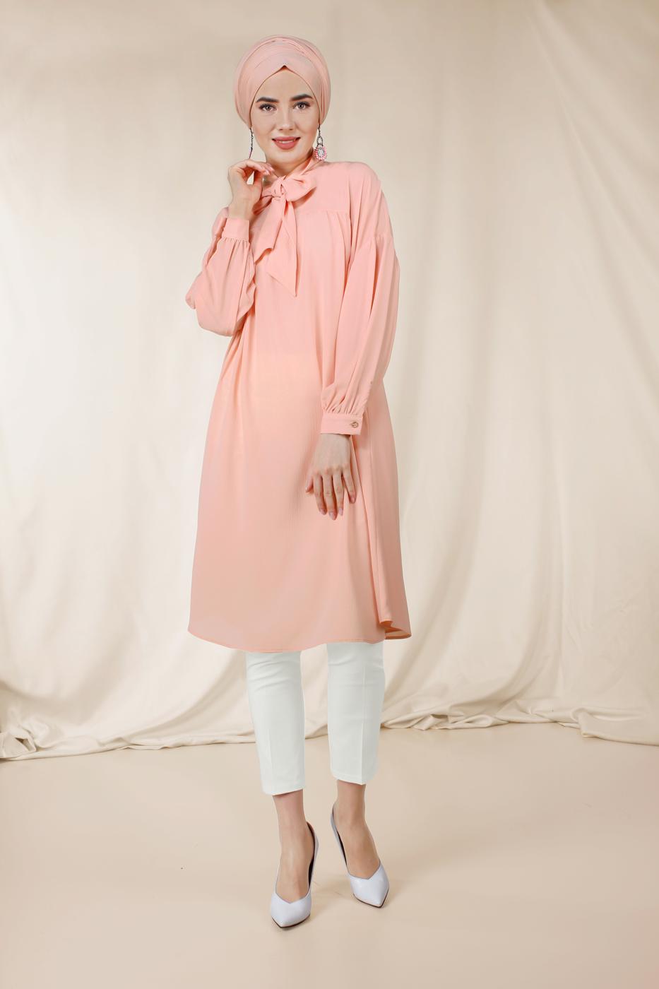 Tesettür giyim PUDRA ALVİNA YAKASI BAĞLAMALI SALAŞ TUNİK 4111