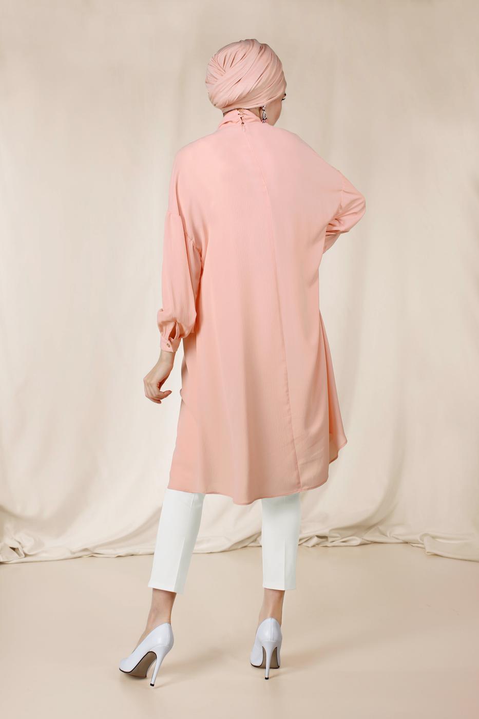 Tesettür giyim PUDRA ALVİNA YAKASI BAĞLAMALI SALAŞ TUNİK 4111