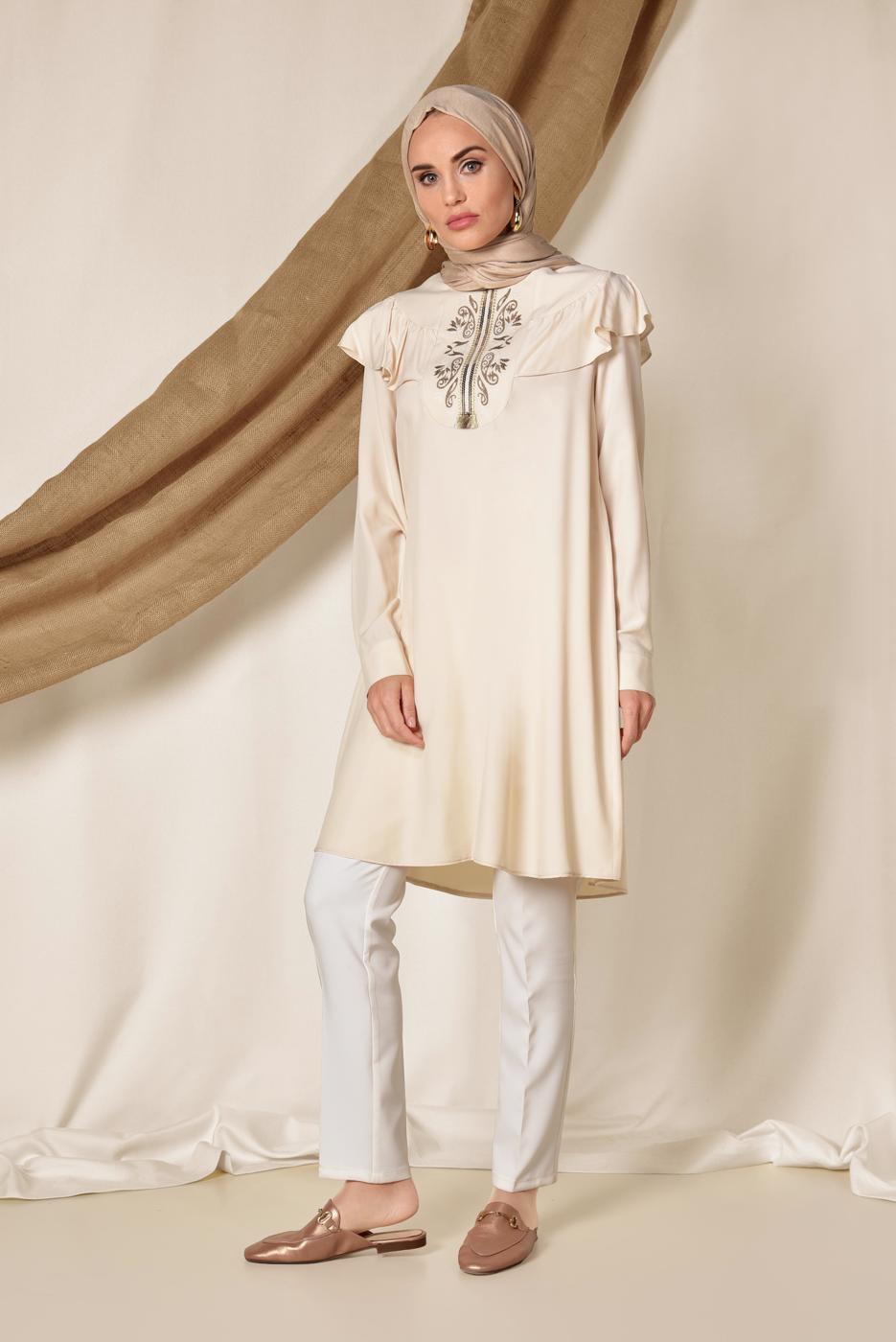 Tesettür giyim BEJ ALVİNA YAKA KISMI FIRFIRLI NAKIŞ DETAYLI TUNİK 4120