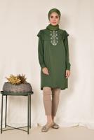 Tesettür giyim HAKİ ALVİNA YAKA KISMI FIRFIRLI NAKIŞ DETAYLI TUNİK 4120