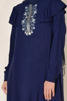 Tesettür giyim LACİVERT ALVİNA YAKA KISMI FIRFIRLI NAKIŞ DETAYLI TUNİK 4120