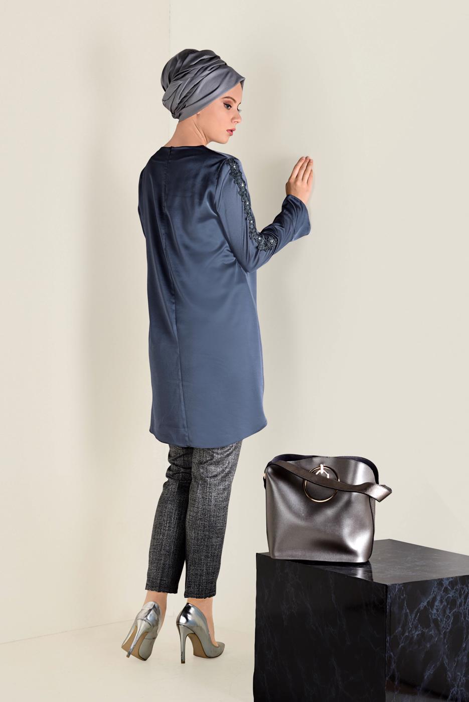 Tesettür giyim GRİ ALVİNA İŞLEMELİ TUNİK 4301