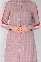 Tesettür giyim KIRMIZI ŞERİT DETAYLI EKOSE TUNİK 4349