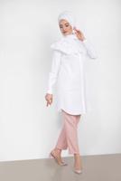 Tesettür giyim BEYAZ ALVİNA YAKA KISMI FIRFIR DETAYLI TUNİK 4399