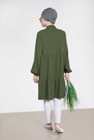 Tesettür giyim HAKİ ALVİNA ARKASI BÜZGÜLÜ TUNİK 4851
