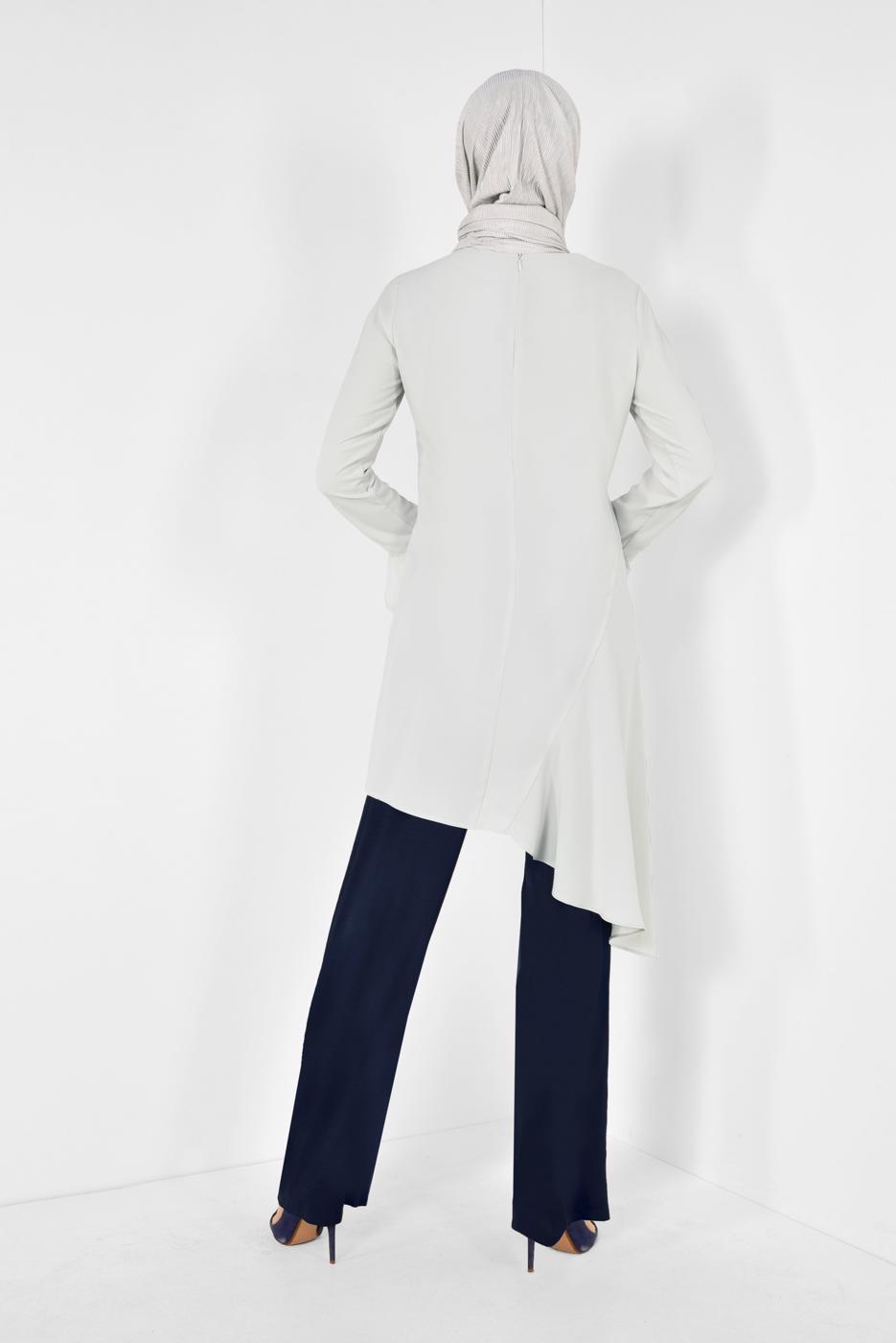 Tesettür giyim BEJ ALVİNA ASİMETRİK KESİM TUNİK 4852