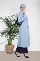 Tesettür giyim MAVİ ALVİNA BEL BÜZGÜLÜ TRENÇKOT 1450