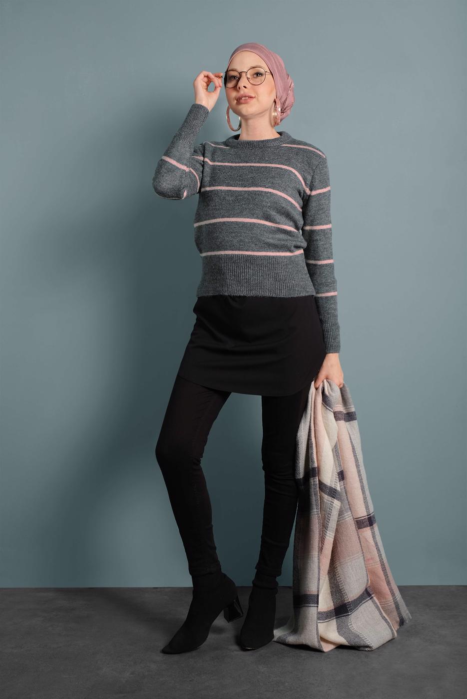 Tesettür giyim GRİ ÇİZGİ DESENLİ KAZAK 1416