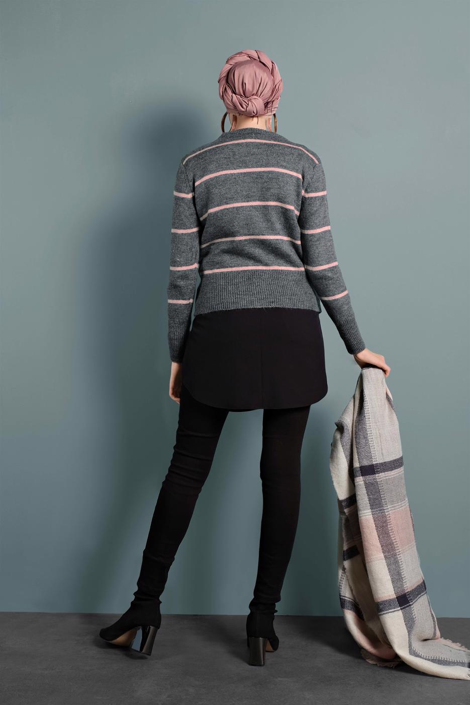 Tesettür giyim GRİ ÇİZGİ DESENLİ KAZAK 1416