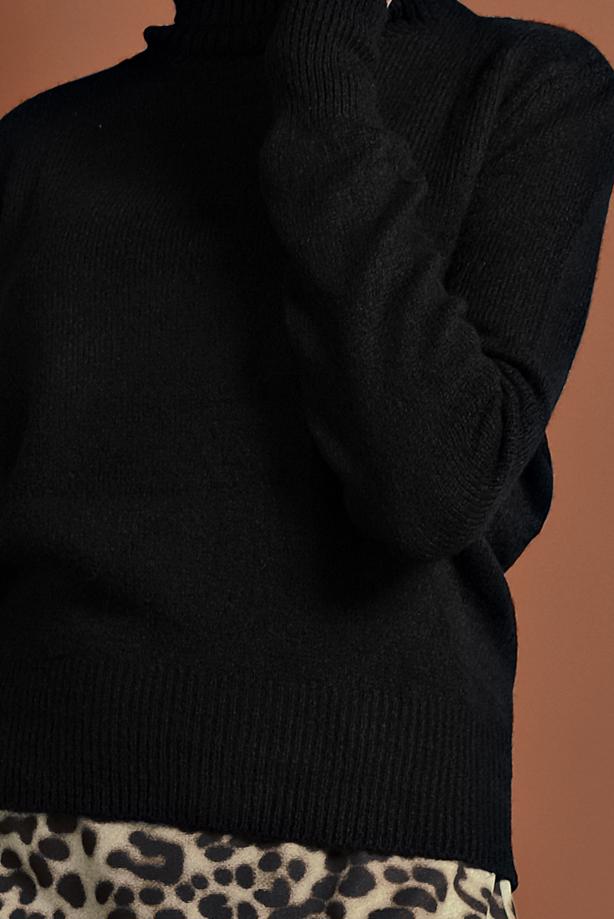 Tesettür giyim SİYAH BOĞAZLI TRİKO KAZAK 4306 - TRENDTESETTÜR