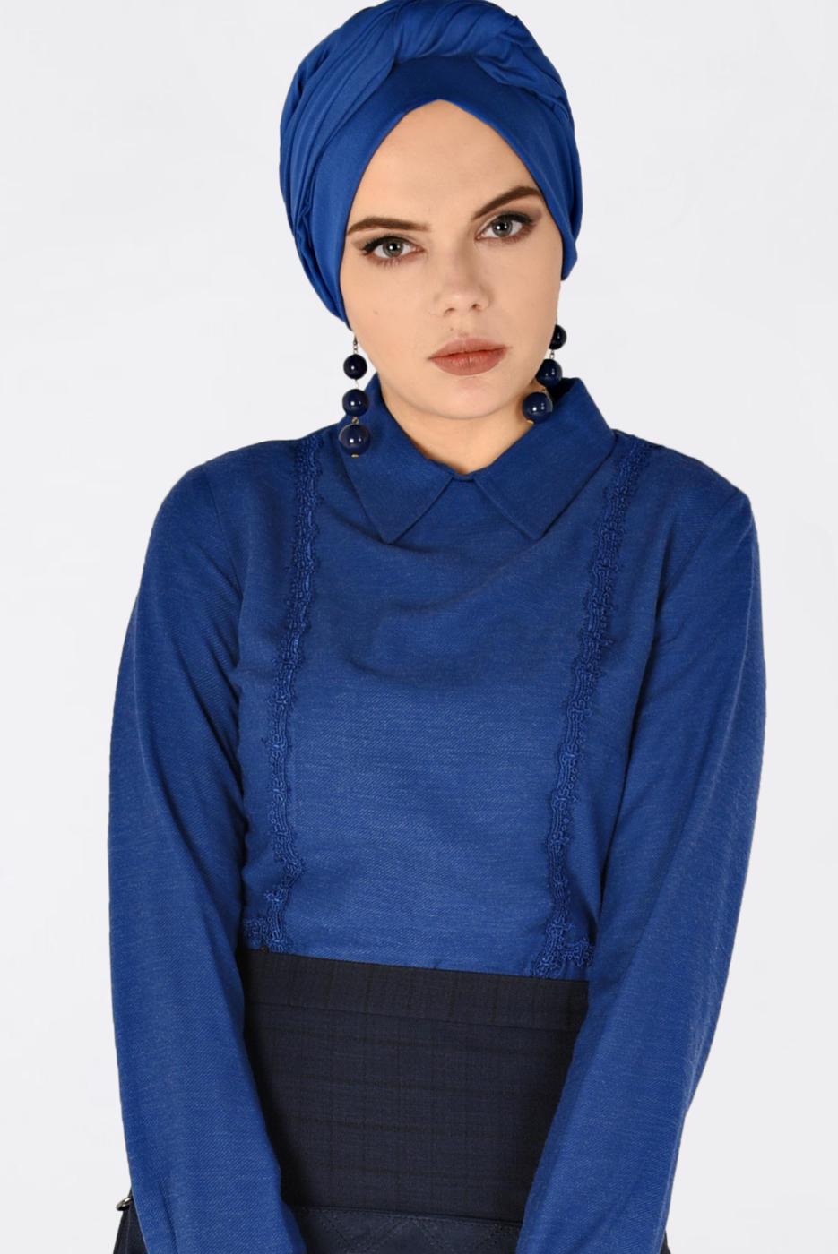 Tesettür giyim LACİVERT DANTEL ŞERİTLİ BLUZ 4788 