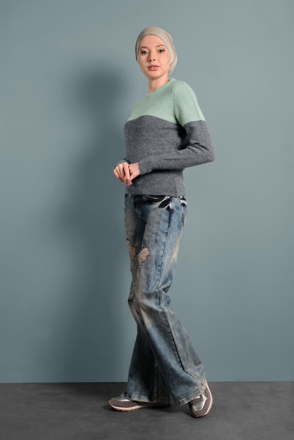 Tesettür giyim YEŞİL 2 RENKLİ TRİKO KAZAK 6806