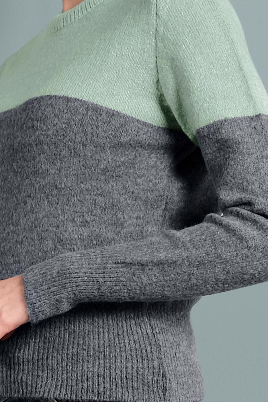 Tesettür giyim YEŞİL 2 RENKLİ TRİKO KAZAK 6806