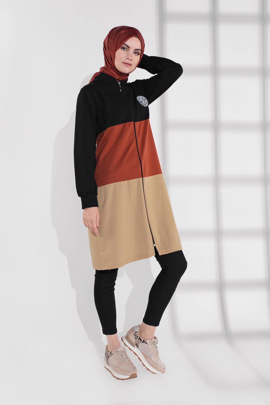 Tesettür giyim SİYAH ŞERİT DETAYLI KAPÜŞONLU EŞOFMAN CEKET 0655 