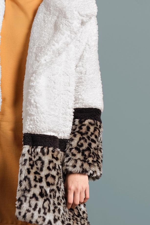 Vêtements hijab  ANIMAL PRINTED JACKET 4700  - TRENDTESETTÜR