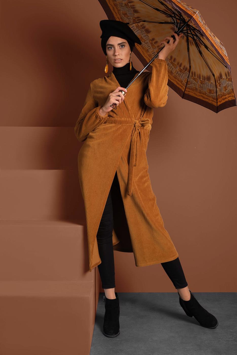 Tesettür giyim TURUNCU PAMUKLU BELDEN BAĞLAMALI FİTİLLİ KADİFE CEKET 7405