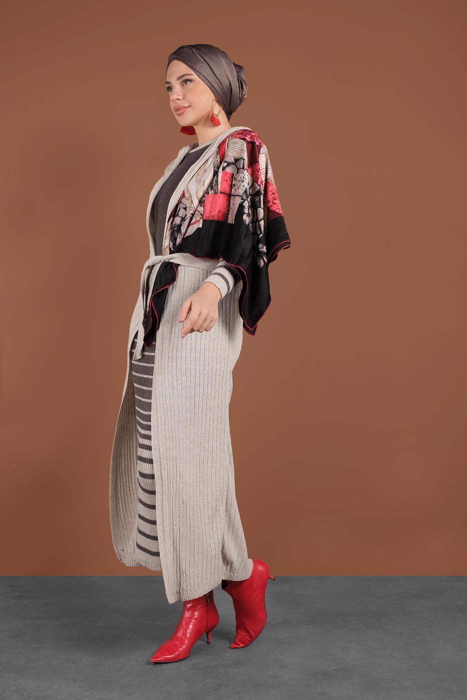 Hijab clothing BEIGE STRIPPED KNIT VEST & TUNIC 2424