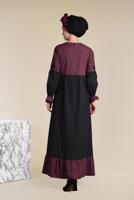 Tesettür giyim SİYAH İŞLEMELİ VE PÜSKÜLLÜ ELBİSE 4605