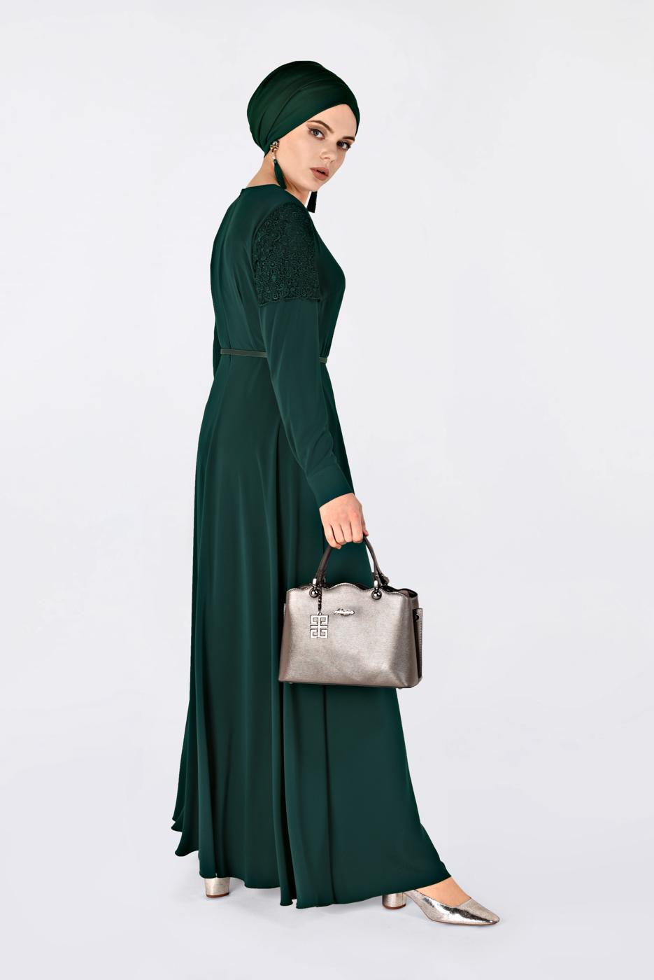 Tesettür giyim YEŞİL KOLLARI DANTELLİ KEMERLİ ELBİSE 4679
