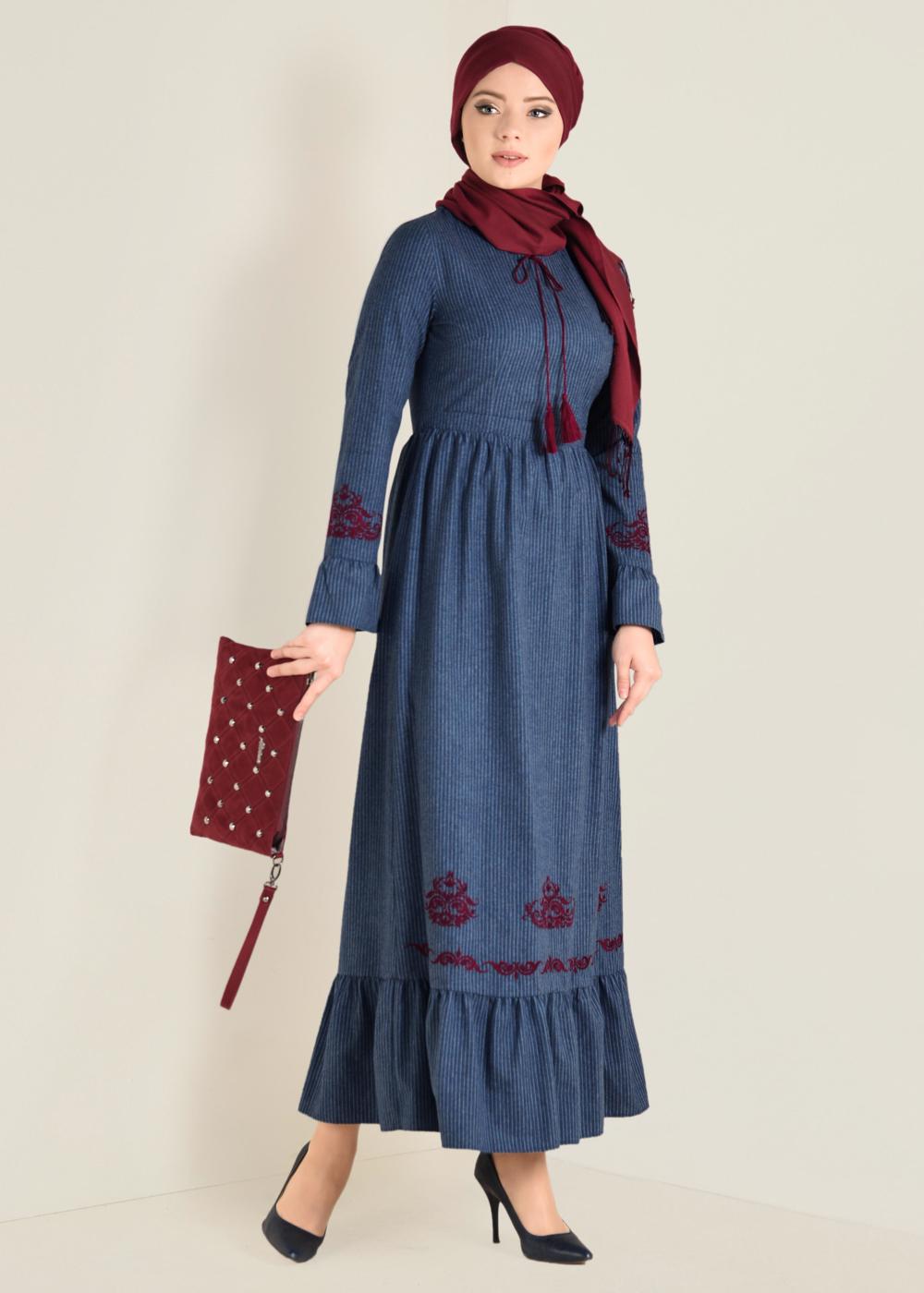 Tesettür giyim LACİVERT BAĞCIKLI NAKIŞLI ELBİSE 4680