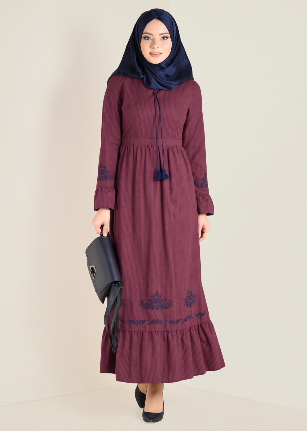 Tesettür giyim KIRMIZI BAĞCIKLI NAKIŞLI ELBİSE 4680