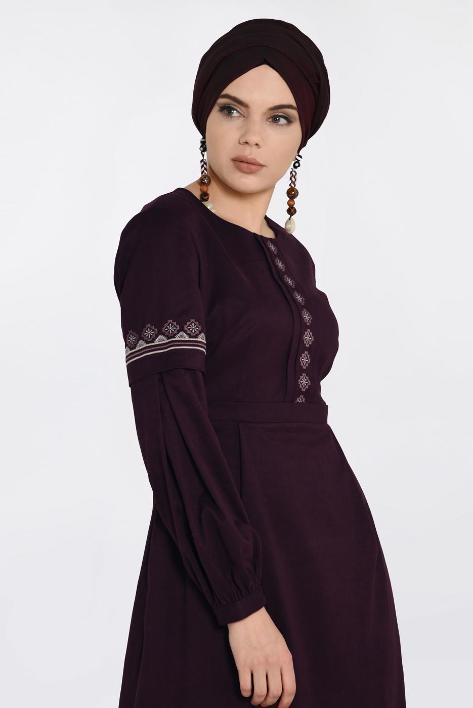 Tesettür giyim BORDO İŞLEMELİ SÜET ELBİSE 4766 