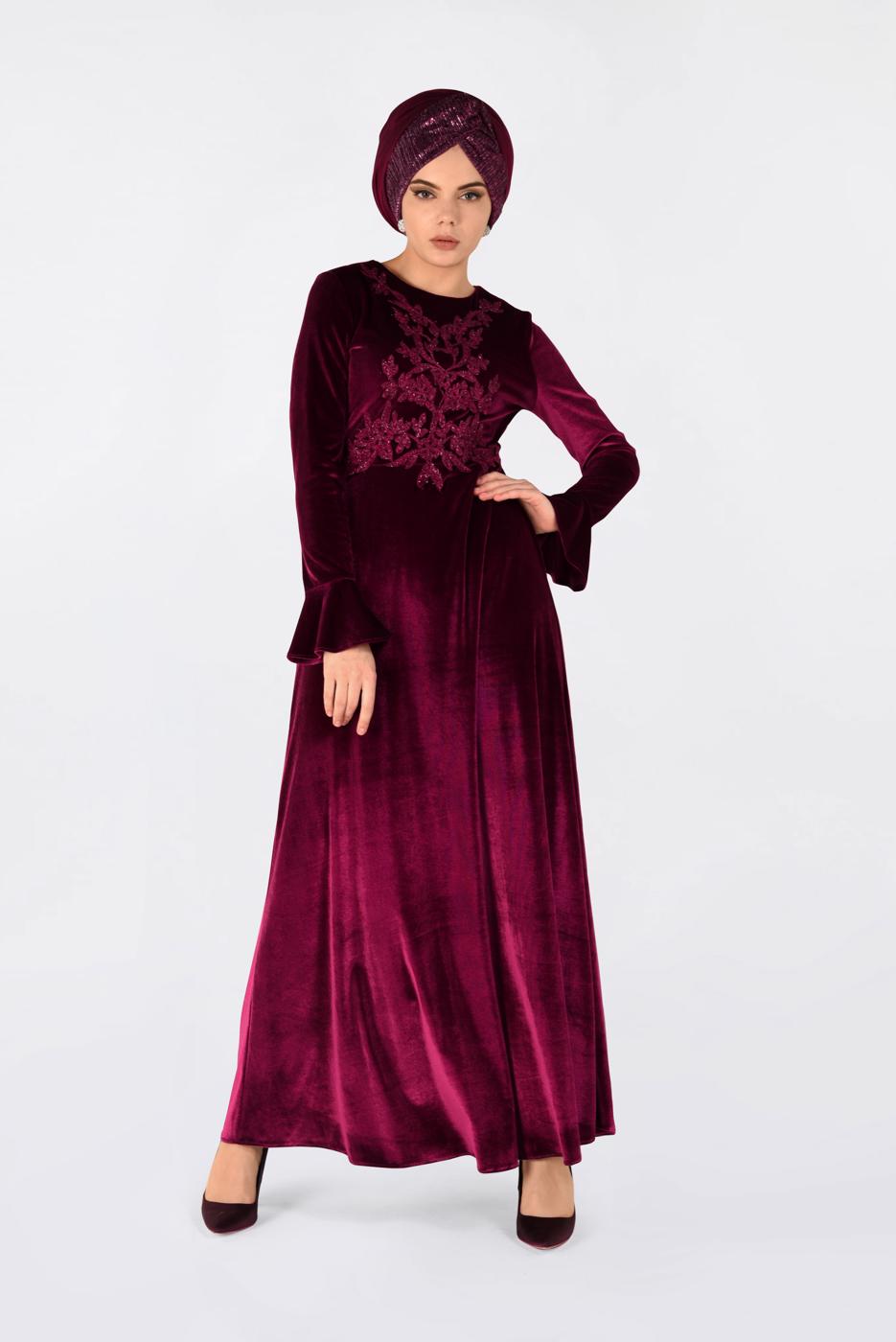 Tesettür giyim BORDO ÖNÜ İŞLEMELİ KADİFE ELBİSE 4781 