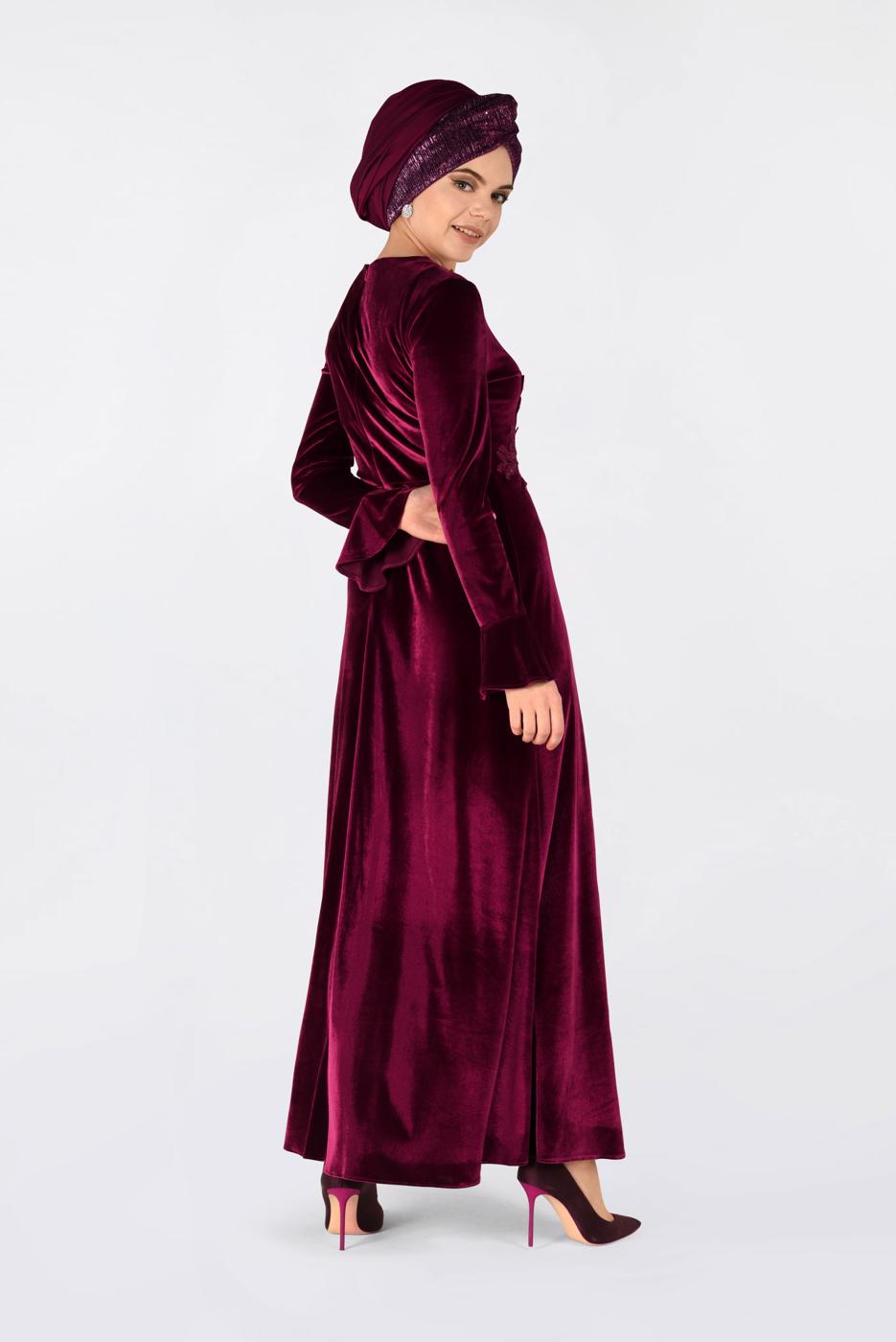 Tesettür giyim BORDO ÖNÜ İŞLEMELİ KADİFE ELBİSE 4781 