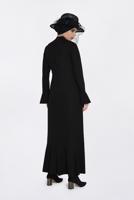 Tesettür giyim SİYAH YAKASI BAĞCIKLI VOLANLI ELBİSE 4786