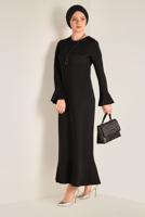 Tesettür giyim SİYAH KOLLARI VE ETEK UCU VOLANLI ELBİSE 4805