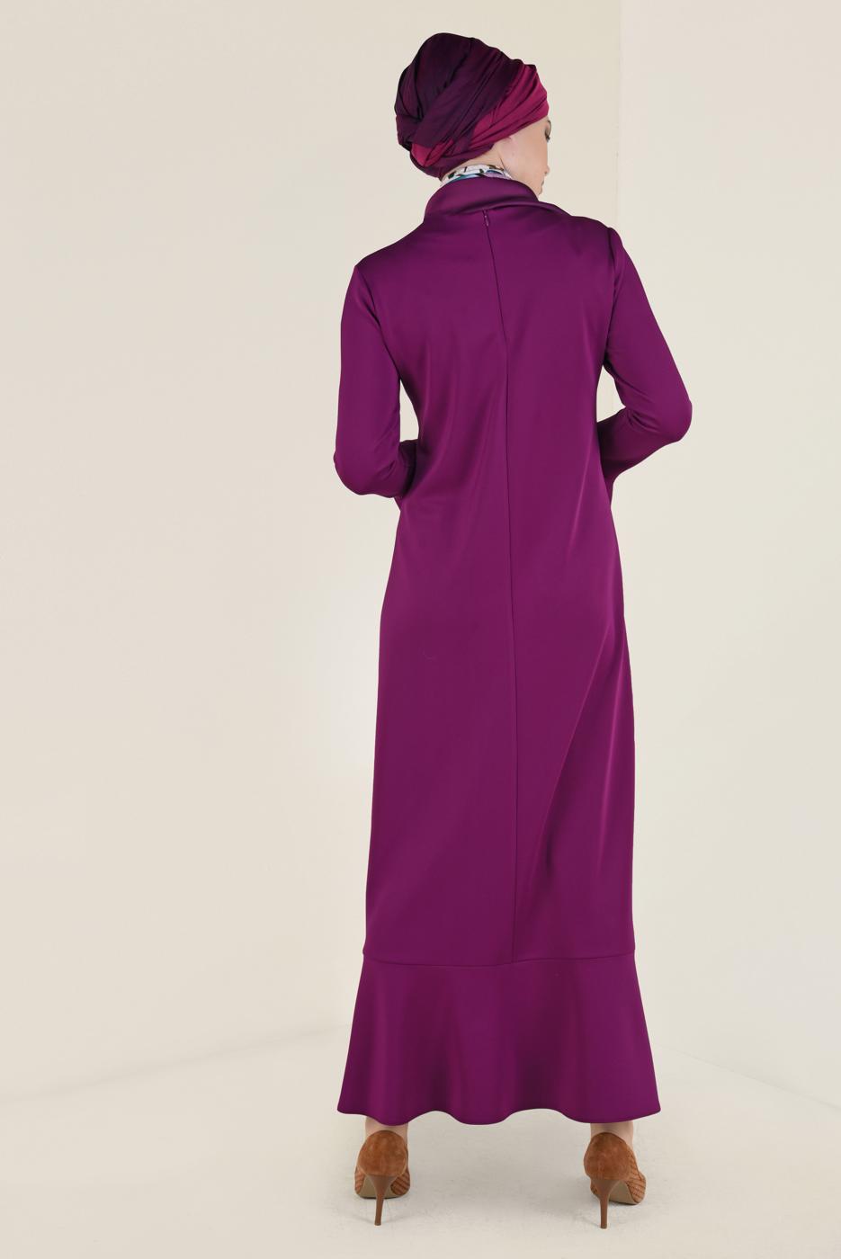 Tesettür giyim MOR KOLLARI VE ETEK UCU VOLANLI ELBİSE 4805