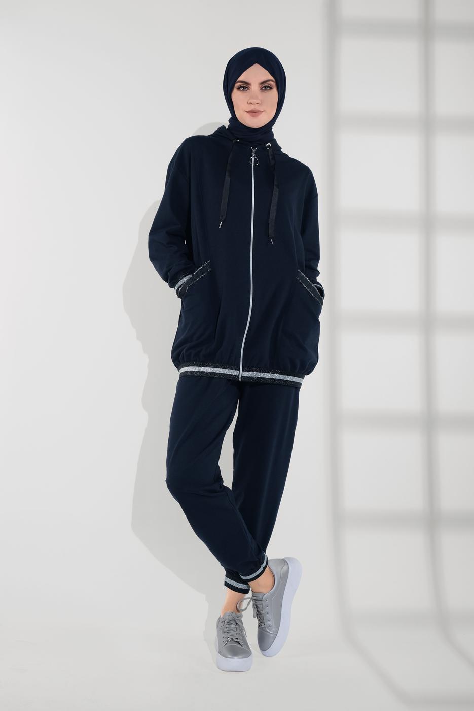 Tesettür giyim LACİVERT KAPÜŞONLU SİMLİ 2&prime;Lİ EŞOFMAN TAKIM 135 