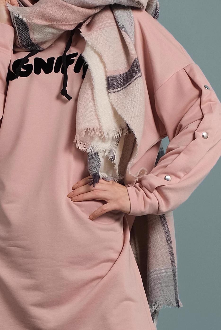 Tesettür giyim PUDRA YAZI DETAYLI EŞOFMAN TUNİK 277