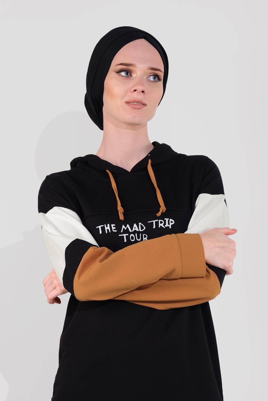 Tesettür giyim SİYAH YAZI BASKILI PAMUKLU EŞOFMAN TUNİK 1500