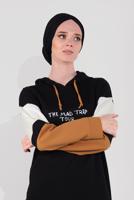 Tesettür giyim SİYAH YAZI BASKILI PAMUKLU EŞOFMAN TUNİK 1500