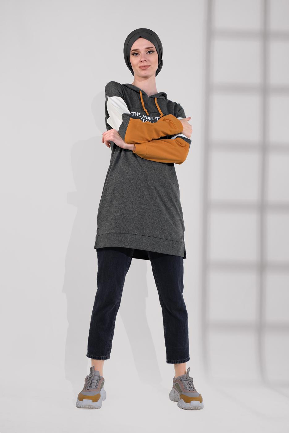 Tesettür giyim GRİ YAZI BASKILI PAMUKLU EŞOFMAN TUNİK 1500