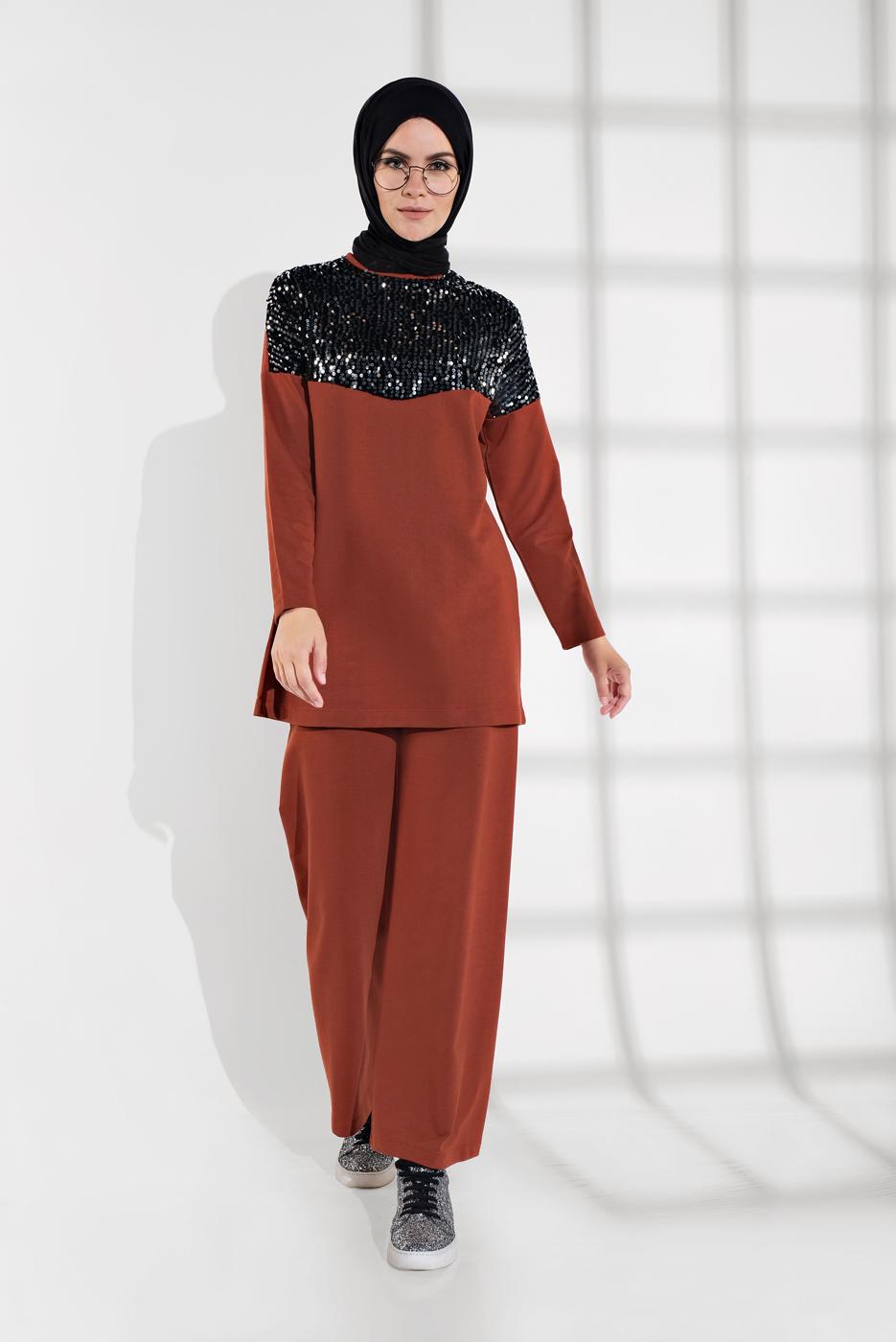 Tesettür giyim KAHVE PUL PAYETLİ EŞOFMAN TAKIMI 7202