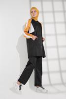 Tesettür giyim SİYAH ŞERİT DETAYLI KAPÜŞONLU 2′Lİ EŞOFMAN TAKIM 8709 