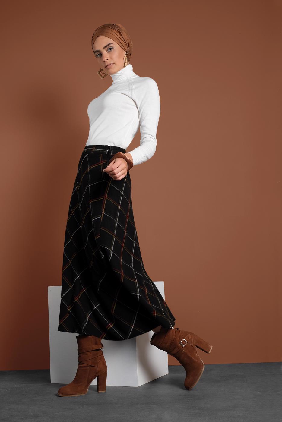 Tesettür giyim SİYAH KARELİ FERMUARLI ÇAN ETEK 2022