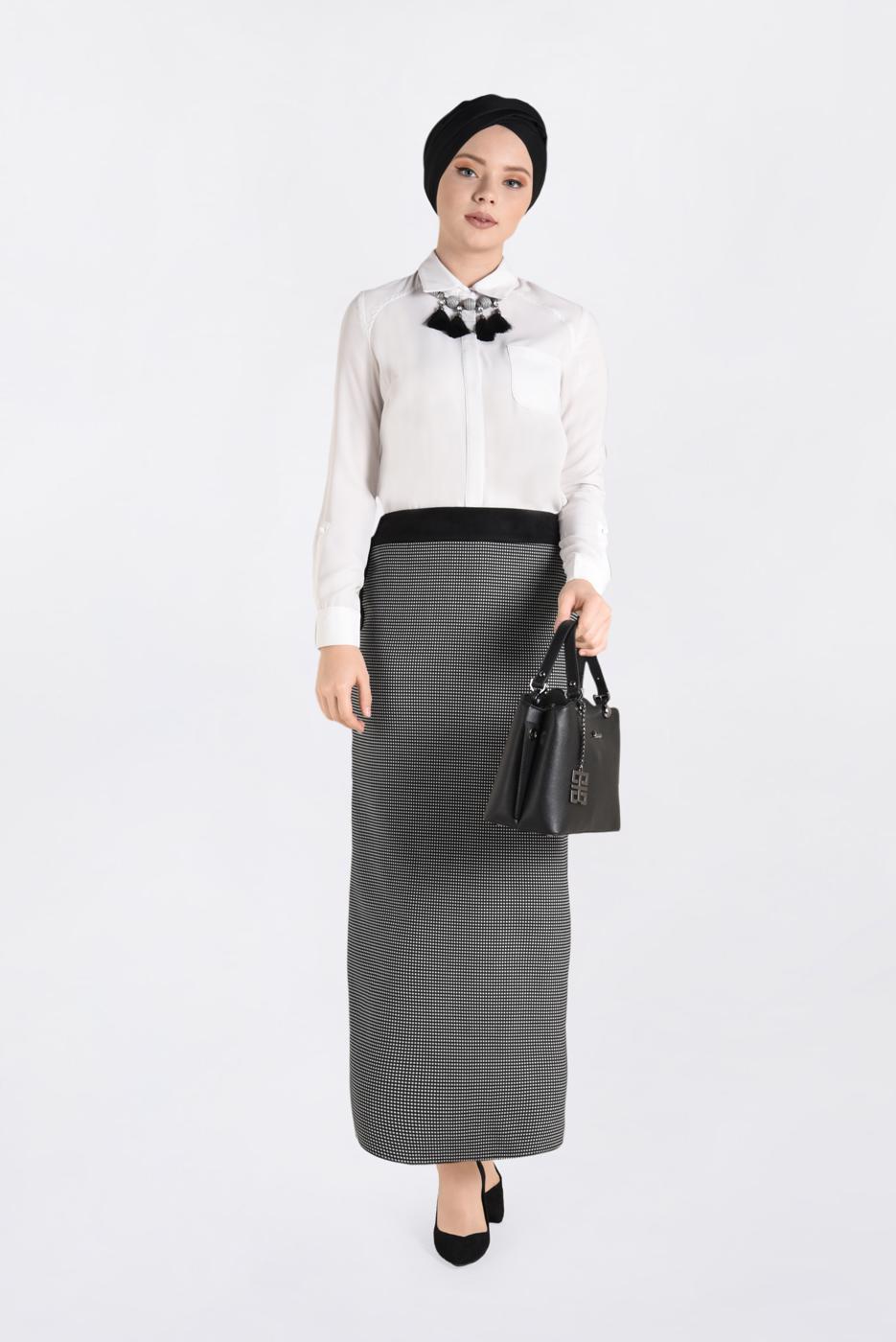 Tesettür giyim SİYAH DESENLİ DÜĞME DETAYLI KALEM ETEK 6278