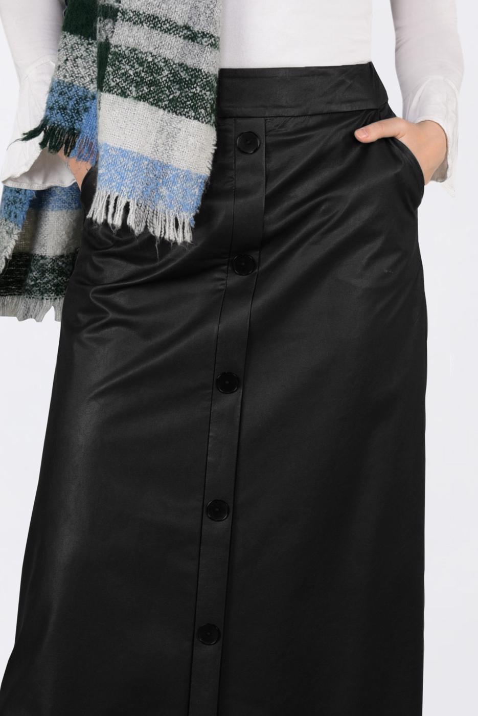 Tesettür giyim SİYAH DÜĞMELİ DERİ ETEK 6282