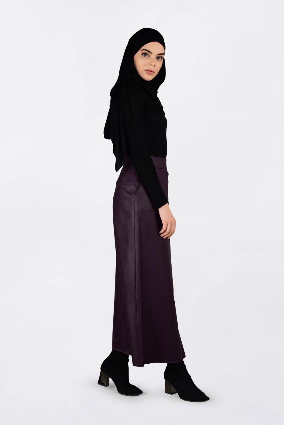 Tesettür giyim BORDO DÜĞMELİ DERİ ETEK 6282