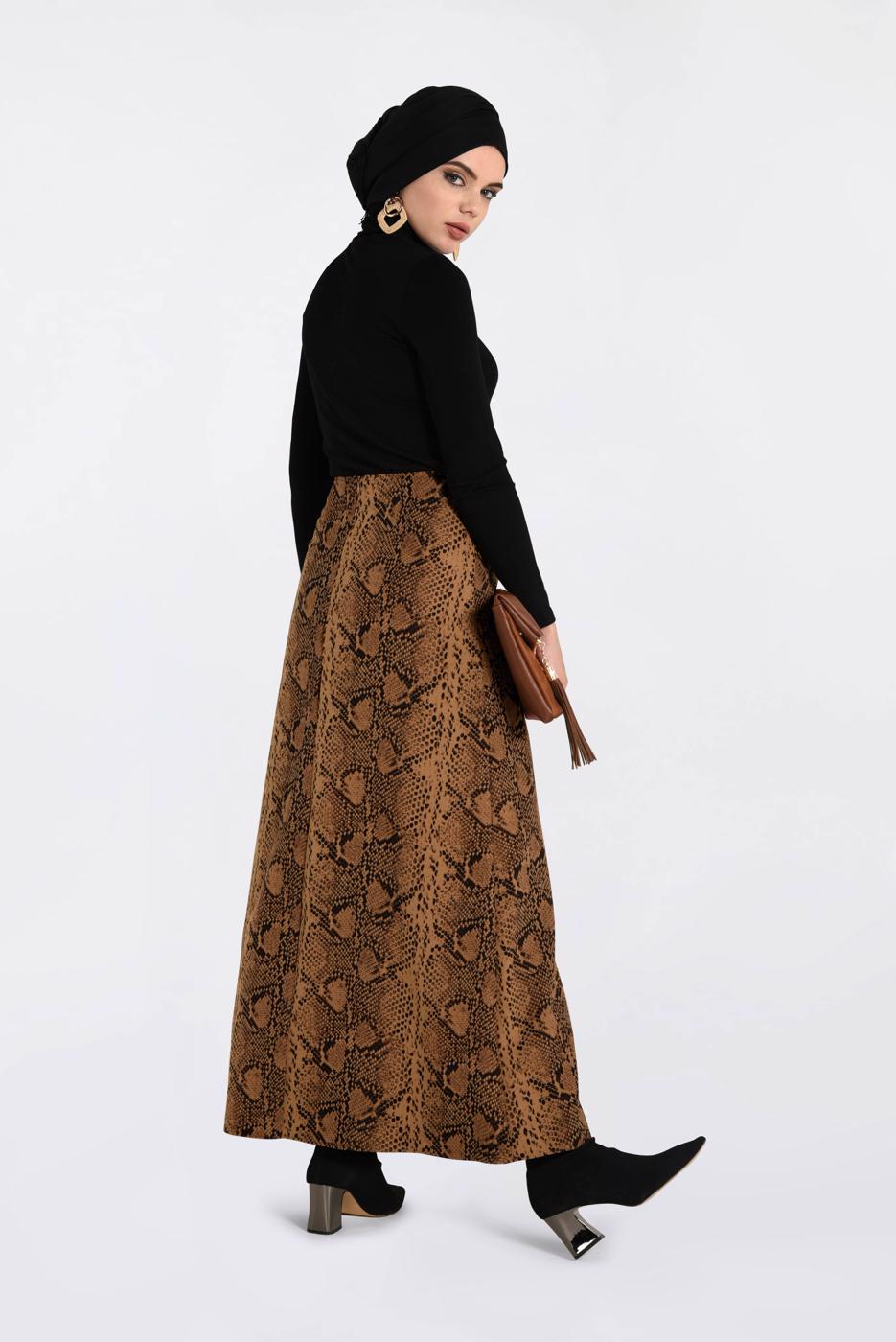 Tesettür giyim KAHVE YILAN DERİSİ DESENLİ DÜĞME DETAYLI ETEK 6295 