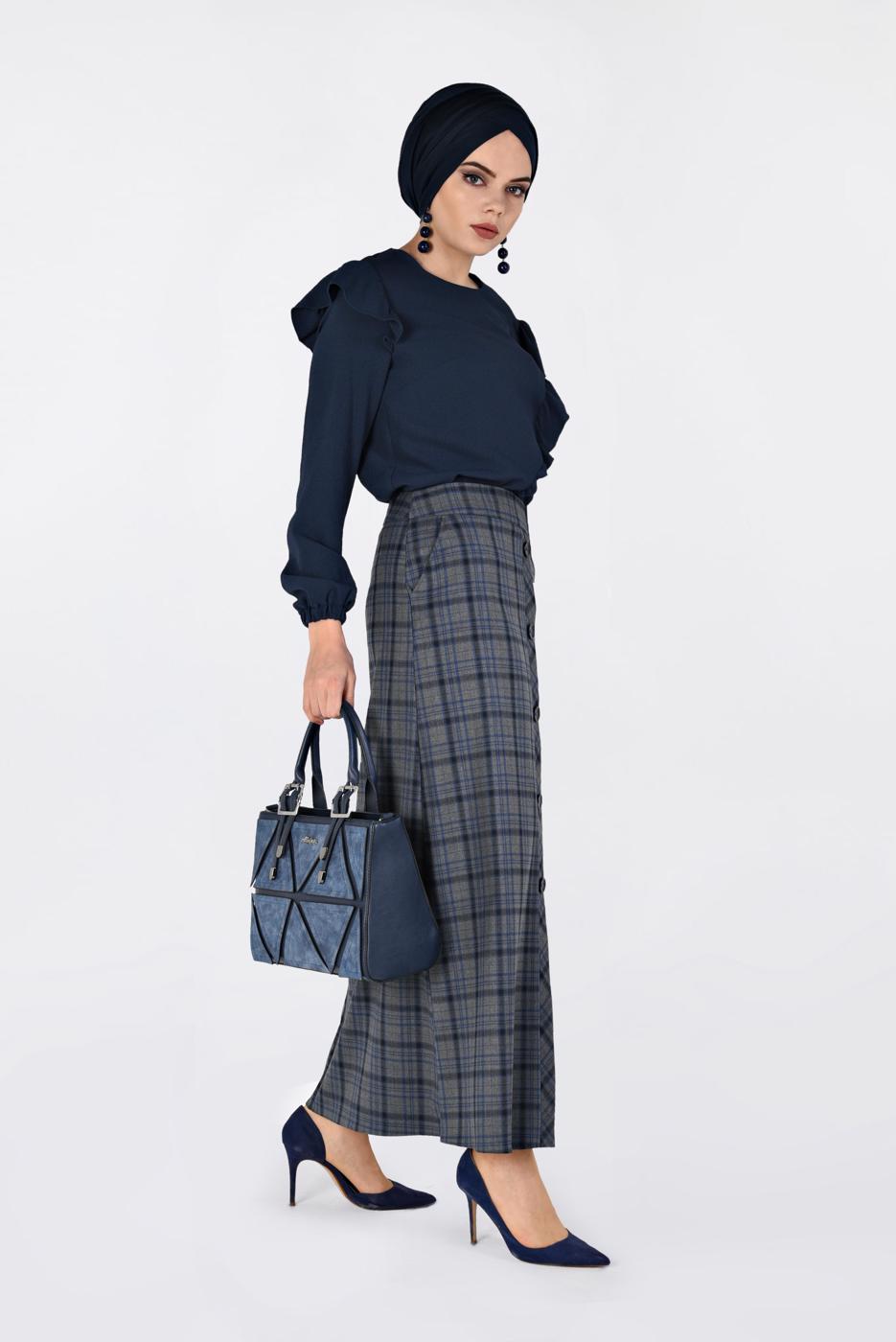 Tesettür giyim GRİ ÖNDEN DÜĞMELİ EKOSE ETEK 6296