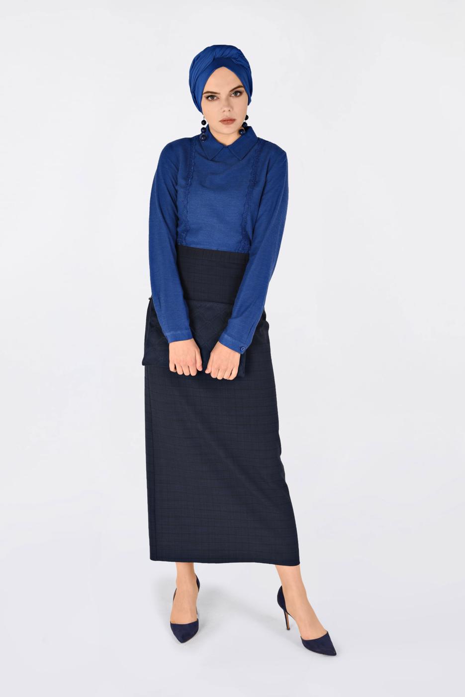 Tesettür giyim LACİVERT KARELİ GİZLİ YIRTMAÇLI ETEK 6299 