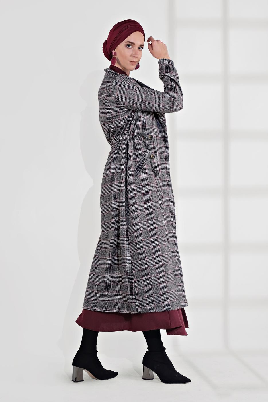 Tesettür giyim GRİ EKOSE DESEN BELİ BÜZGÜLÜ KAŞE KABAN 0055 