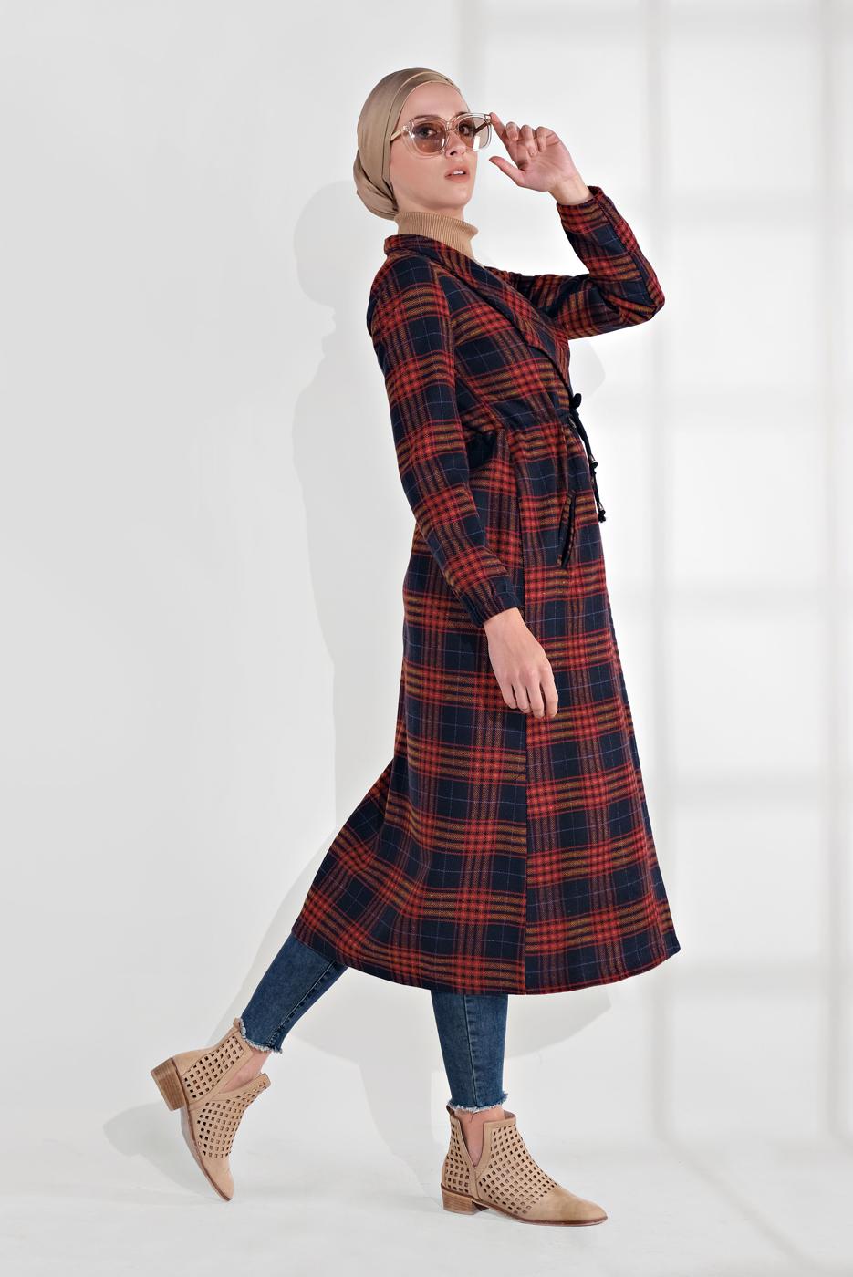 Tesettür giyim LACİVERT EKOSE DESEN BELİ BÜZGÜLÜ KAŞE KABAN 0055 