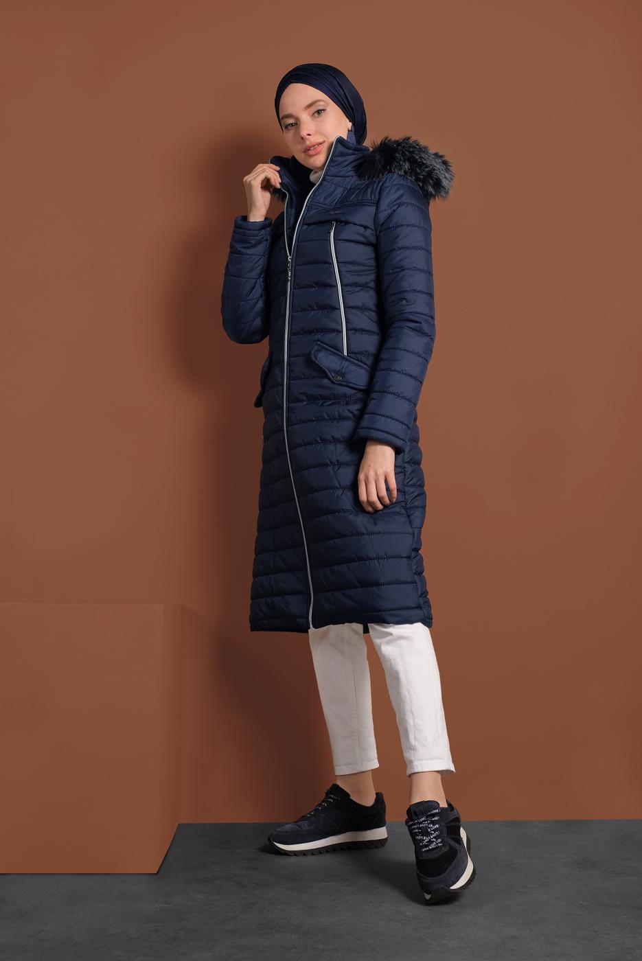 Vêtements hijab BLEU MARINE CABAN EN BOUFFANT AVEC FERMETURE ÉCLAIR ET CAPCUHE 1106