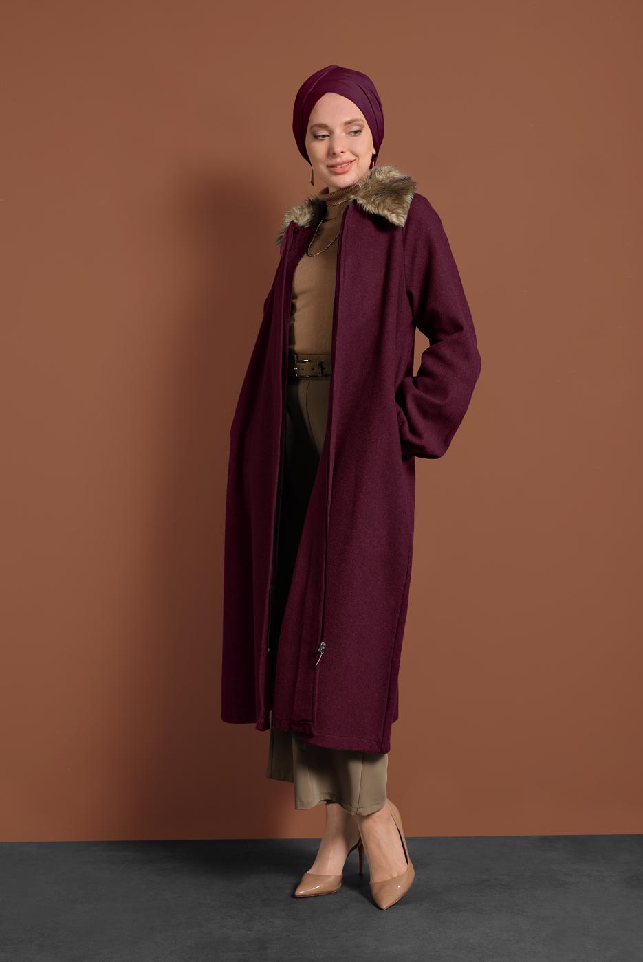 Tesettür giyim BORDO YAKASI KÜRK DETAYLI FERMUARLI KAŞE KABAN 1705 
