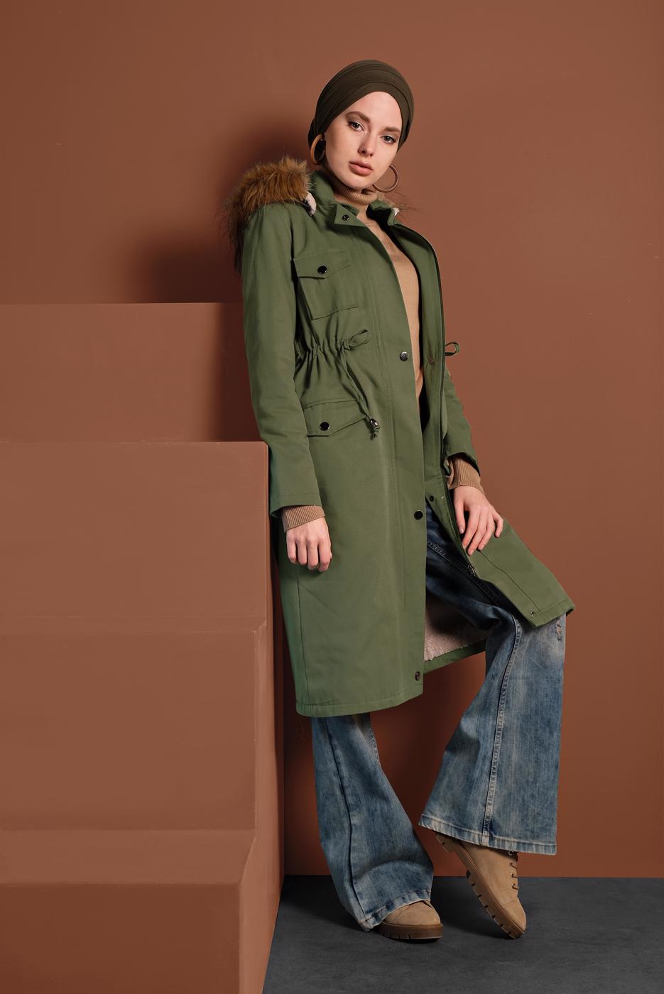 Hijab clothing KHAKI SMOCKED-WAIST FUR-LINED COAT 2080 